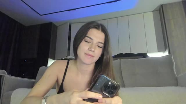 Gallery image thumbnail from Sonyx's myfreecams stream on, 04/03/2025, 18:12 image 2 of 20