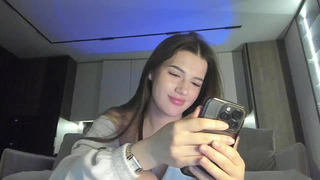 Gallery image thumbnail from Sonyx's myfreecams stream on, 04/14/2025, 17:45 image 19 of 20