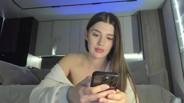 Gallery image thumbnail from Sonyx's myfreecams stream on, 04/28/2025, 17:33 image 3 of 20