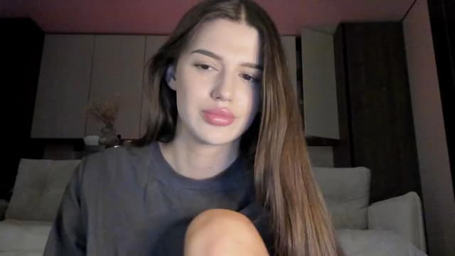 Gallery image thumbnail from Sonyx's myfreecams stream on, 06/25/2025, 17:43 image 6 of 20