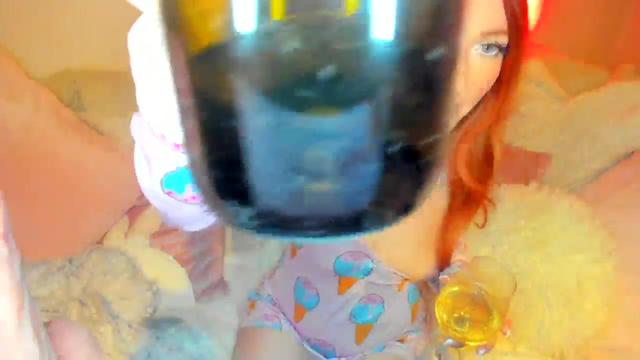 Gallery image thumbnail from SugarrrHolic's myfreecams stream on, 05/19/2024, 24:57 image 11 of 20