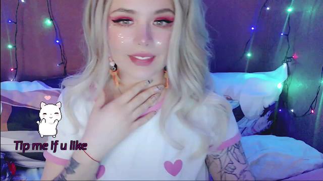 Gallery image thumbnail from SweetyTity's myfreecams stream on, 05/25/2023, 13:53 image 3 of 20