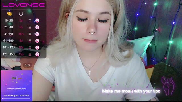 Gallery image thumbnail from SweetyTity's myfreecams stream on, 06/02/2023, 13:32 image 6 of 20