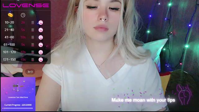 Gallery image thumbnail from SweetyTity's myfreecams stream on, 06/02/2023, 13:32 image 17 of 20