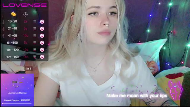 Gallery image thumbnail from SweetyTity's myfreecams stream on, 06/02/2023, 14:34 image 7 of 20