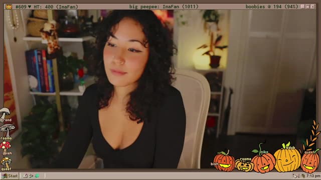 Gallery image thumbnail from TERRA's myfreecams stream on, 11/26/2022, 01:26 image 4 of 20