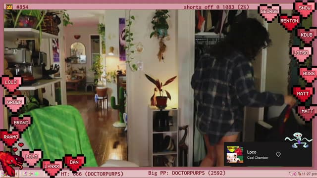 Gallery image thumbnail from TERRA's myfreecams stream on, 03/01/2023, 04:31 image 17 of 20