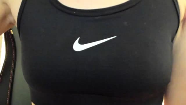 Gallery image thumbnail from Tanya's myfreecams stream on, 05/25/2024, 13:41 image 9 of 20