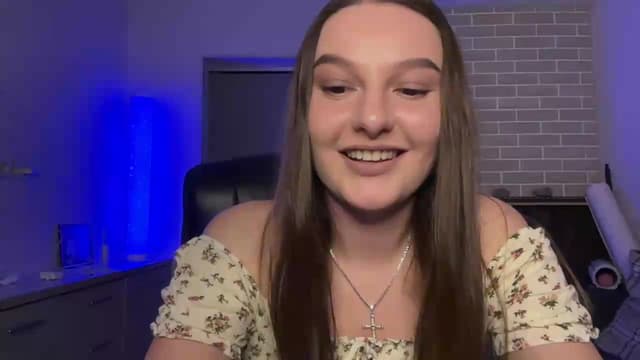 Gallery image thumbnail from Teiaa's myfreecams stream on, 05/16/2026, 20:33 image 13 of 20