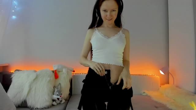 Gallery image thumbnail from Tenar's myfreecams stream on, 01/27/2024, 13:32 image 13 of 20