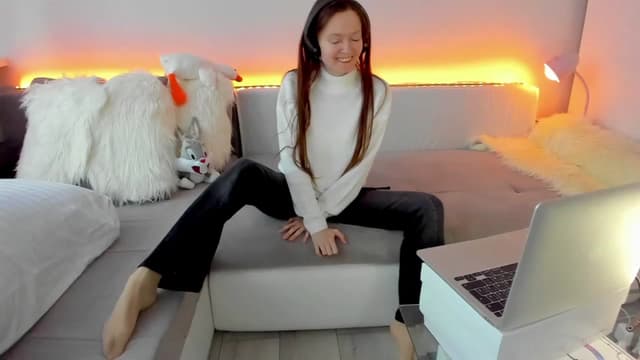 Gallery image thumbnail from Tenar's myfreecams stream on, 01/27/2024, 13:32 image 6 of 20