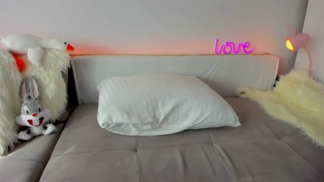 Gallery image thumbnail from Tenar's myfreecams stream on, 03/19/2024, 12:58 image 16 of 20