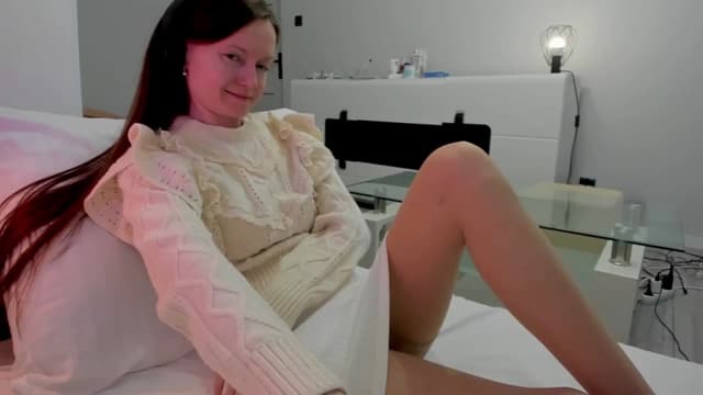 Gallery image thumbnail from Tenar's myfreecams stream on, 02/09/2025, 20:06 image 19 of 20