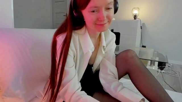 Gallery image thumbnail from Tenar's myfreecams stream on, 02/24/2025, 09:23 image 12 of 20