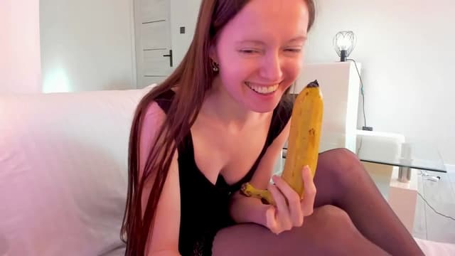 Gallery image thumbnail from Tenar's myfreecams stream on, 03/29/2025, 15:20 image 20 of 20