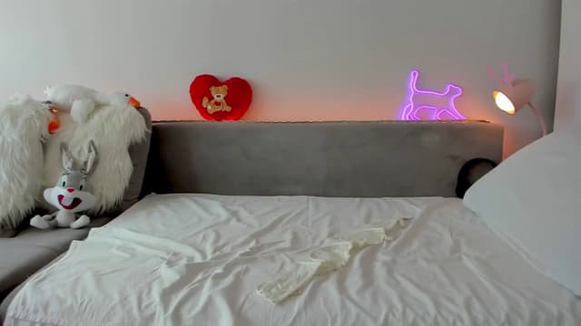 Gallery image thumbnail from Tenar's myfreecams stream on, 04/06/2025, 11:56 image 18 of 20