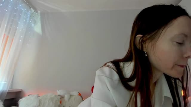 Gallery image thumbnail from Tenar's myfreecams stream on, 05/07/2025, 11:28 image 19 of 20