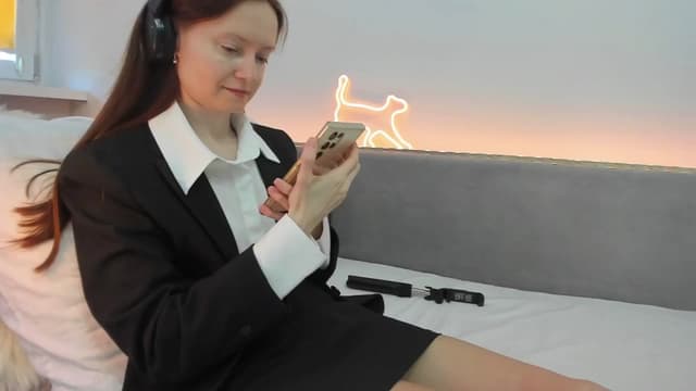 Gallery image thumbnail from Tenar's myfreecams stream on, 05/03/2026, 09:48 image 1 of 20