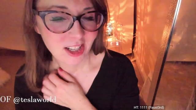 Gallery image thumbnail from Tesla's myfreecams stream on, 02/18/2023, 05:57 image 17 of 20