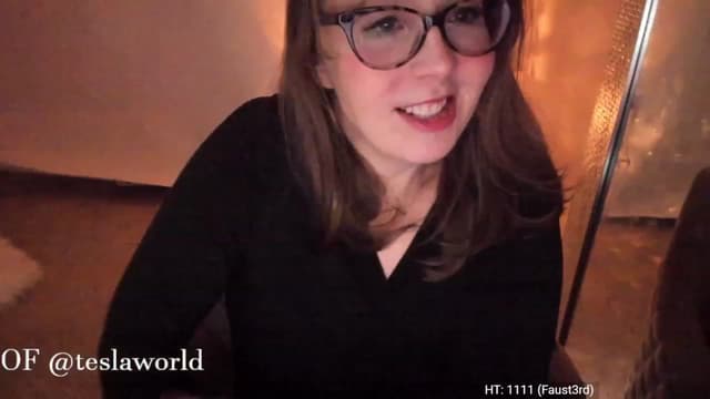 Gallery image thumbnail from Tesla's myfreecams stream on, 02/18/2023, 05:57 image 8 of 20