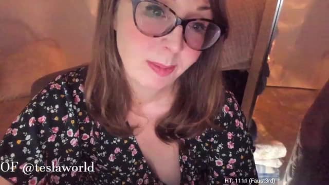 Gallery image thumbnail from Tesla's myfreecams stream on, 03/17/2023, 05:20 image 14 of 20