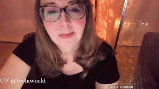 Gallery image thumbnail from Tesla's myfreecams stream on, 03/26/2023, 05:30 image 12 of 20