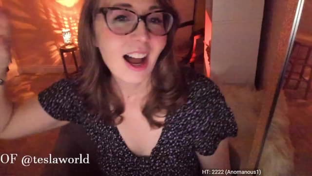 Gallery image thumbnail from Tesla's myfreecams stream on, 04/21/2023, 05:29 image 13 of 20