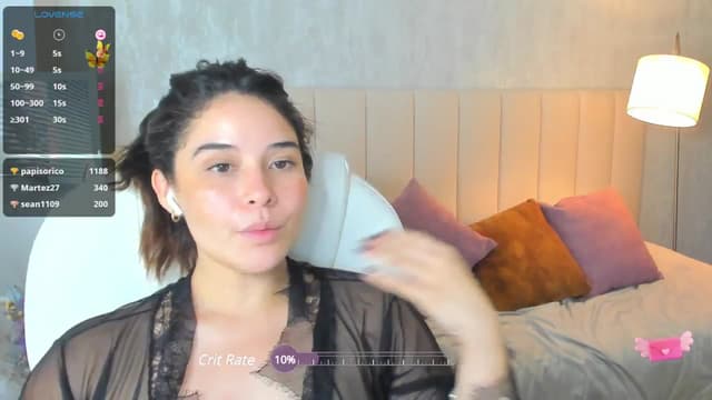 Gallery image thumbnail from Tesss's myfreecams stream on, 10/25/2024, 05:17 image 7 of 20