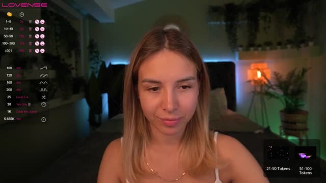 Gallery image thumbnail from Tilli's myfreecams stream on, 04/29/2024, 10:19 image 8 of 20