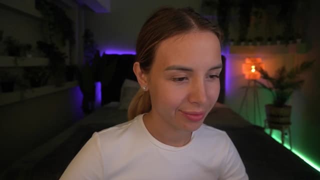 Gallery image thumbnail from Tilli's myfreecams stream on, 05/02/2024, 13:14 image 10 of 20