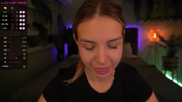Gallery image thumbnail from Tilli's myfreecams stream on, 05/04/2024, 12:56 image 13 of 20