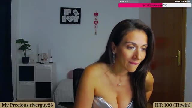 Gallery image thumbnail from Trixi's myfreecams stream on, 06/27/2024, 23:57 image 14 of 20