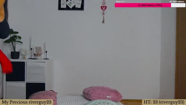 Gallery image thumbnail from Trixi's myfreecams stream on, 07/26/2024, 01:12 image 15 of 20