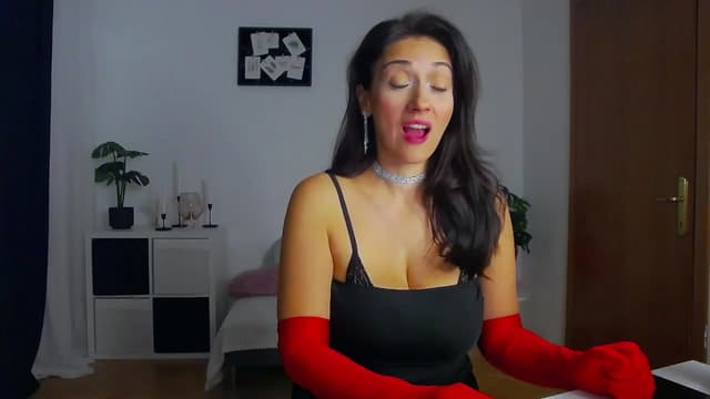 Gallery image thumbnail from Trixi's myfreecams stream on, 10/03/2024, 02:57 image 2 of 20