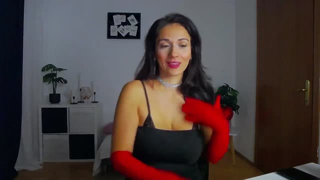 Gallery image thumbnail from Trixi's myfreecams stream on, 10/03/2024, 02:57 image 11 of 20