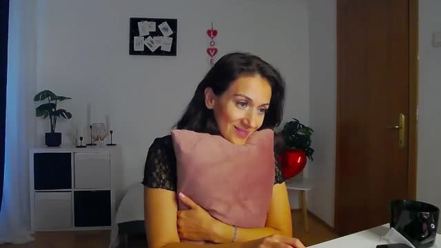 Gallery image thumbnail from Trixi's myfreecams stream on, 10/08/2024, 04:23 image 19 of 20