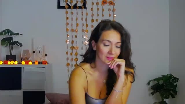 Gallery image thumbnail from Trixi's myfreecams stream on, 10/23/2024, 03:27 image 6 of 20