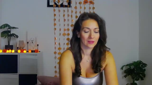Gallery image thumbnail from Trixi's myfreecams stream on, 10/23/2024, 03:27 image 1 of 20