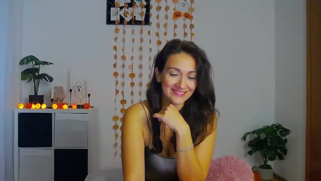 Gallery image thumbnail from Trixi's myfreecams stream on, 10/23/2024, 04:56 image 13 of 20