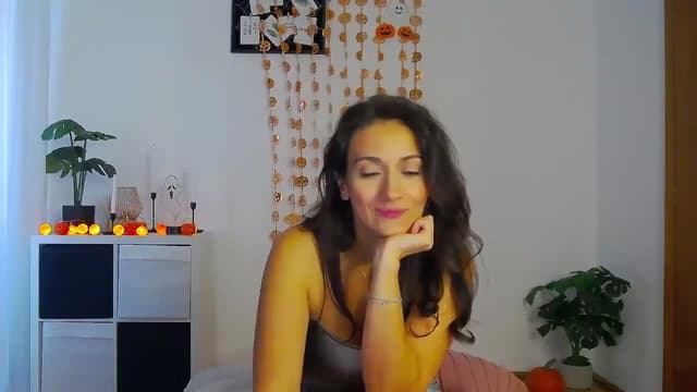 Gallery image thumbnail from Trixi's myfreecams stream on, 10/23/2024, 06:02 image 5 of 20