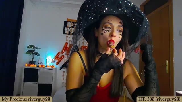 Gallery image thumbnail from Trixi's myfreecams stream on, 10/28/2024, 03:15 image 8 of 20