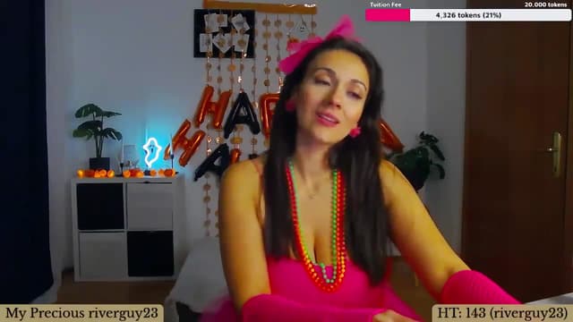 Gallery image thumbnail from Trixi's myfreecams stream on, 10/30/2024, 01:52 image 4 of 20