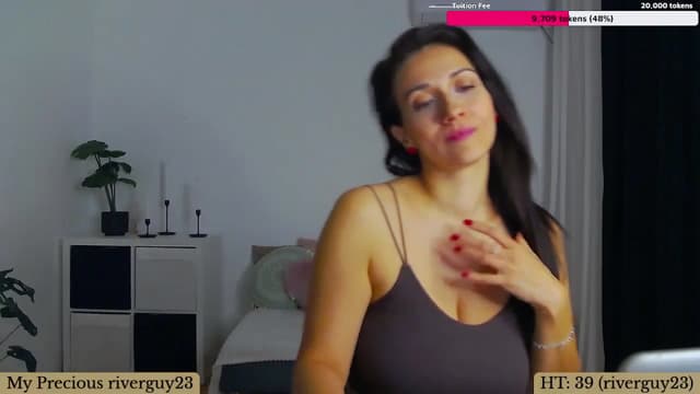 Gallery image thumbnail from Trixi's myfreecams stream on, 11/22/2024, 05:45 image 9 of 20