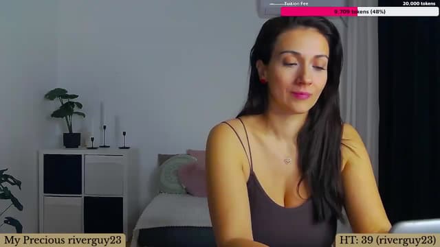 Gallery image thumbnail from Trixi's myfreecams stream on, 11/22/2024, 05:45 image 11 of 20