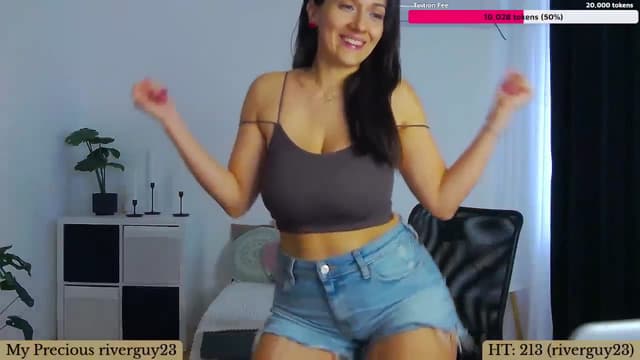 Gallery image thumbnail from Trixi's myfreecams stream on, 11/22/2024, 07:58 image 4 of 20