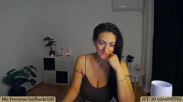Gallery image thumbnail from Trixi's myfreecams stream on, 01/06/2025, 24:54 image 12 of 20