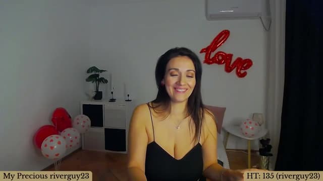 Gallery image thumbnail from Trixi's myfreecams stream on, 01/20/2025, 01:48 image 2 of 20