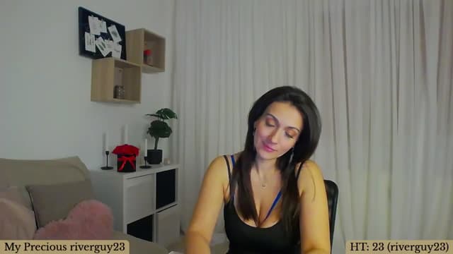 Gallery image thumbnail from Trixi's myfreecams stream on, 04/04/2025, 23:37 image 11 of 20