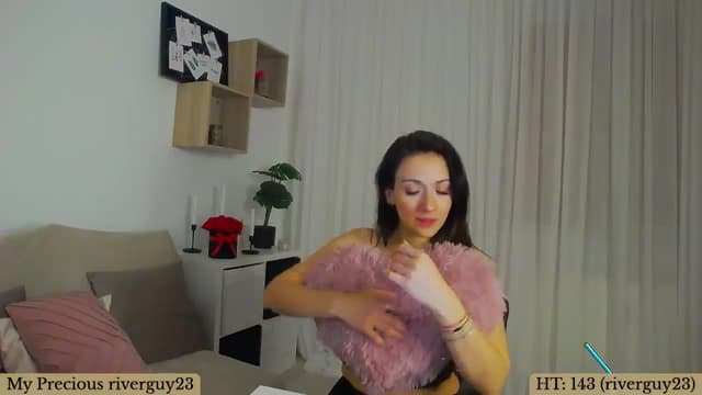 Gallery image thumbnail from Trixi's myfreecams stream on, 04/15/2025, 03:10 image 12 of 20