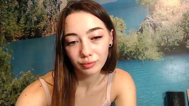 Gallery image thumbnail from Viena's myfreecams stream on, 11/09/2024, 20:21 image 6 of 20